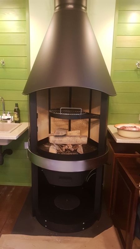 Гриль-камин Suomi Grill Fireplace