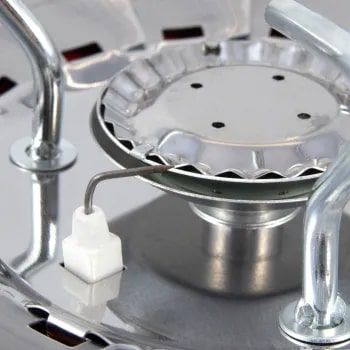 Газовая плитка с ветрозащитой и шлангом